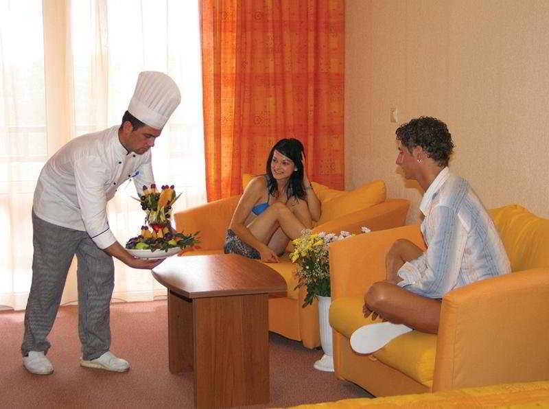 Bella Vista Beach Club - Все включено Синеморец Экстерьер фото
